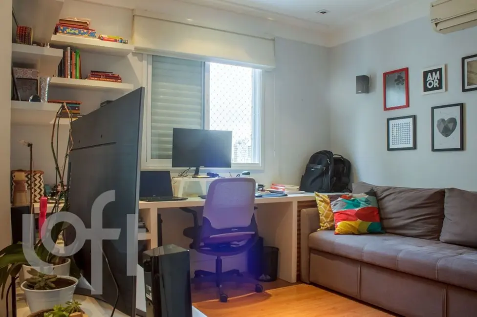 Apartamento com 1 quarto à venda, 61m2 em Moema, São Paulo - SP - imagem 1 Foto 1 de Apartamento com 1 quarto à venda, 61m2 em Moema, São Paulo - SP