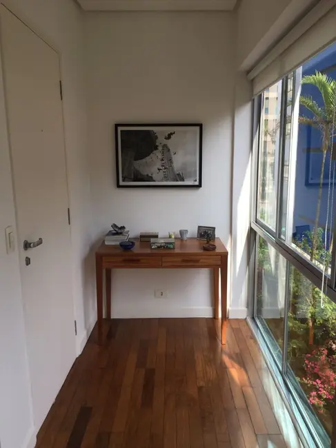 Foto 3 de Apartamento com 1 quarto à venda, 105m2 em Bela Vista, São Paulo - SP