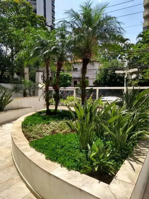 Foto 8 de Apartamento com 2 quartos à venda, 77m2 em Moema, São Paulo - SP