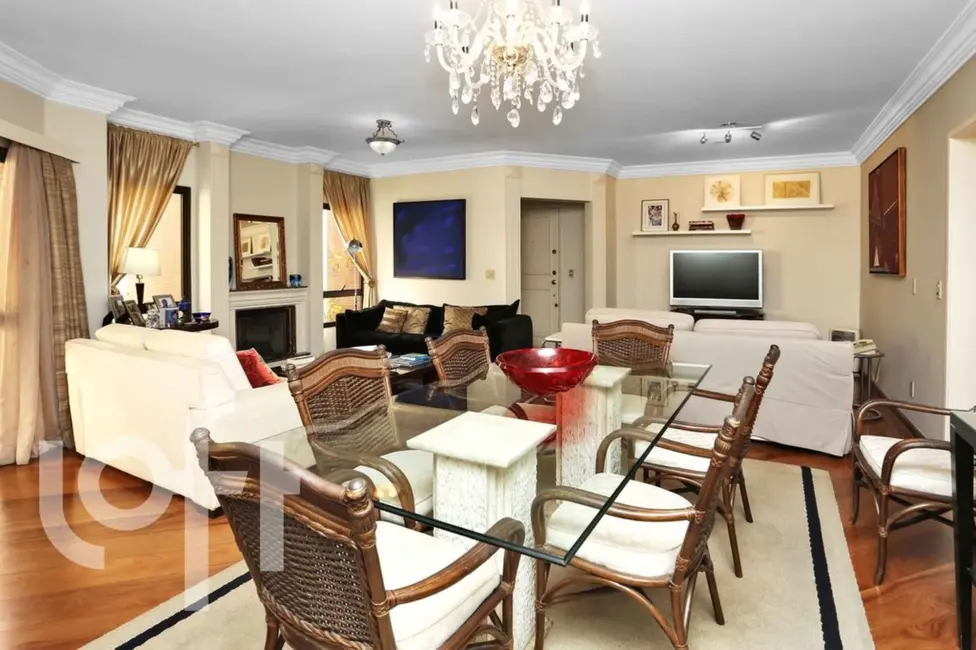 Apartamento com 3 quartos à venda, 156m2 em Moema, São Paulo - SP - imagem 8 Foto 8 de Apartamento com 3 quartos à venda, 156m2 em Moema, São Paulo - SP