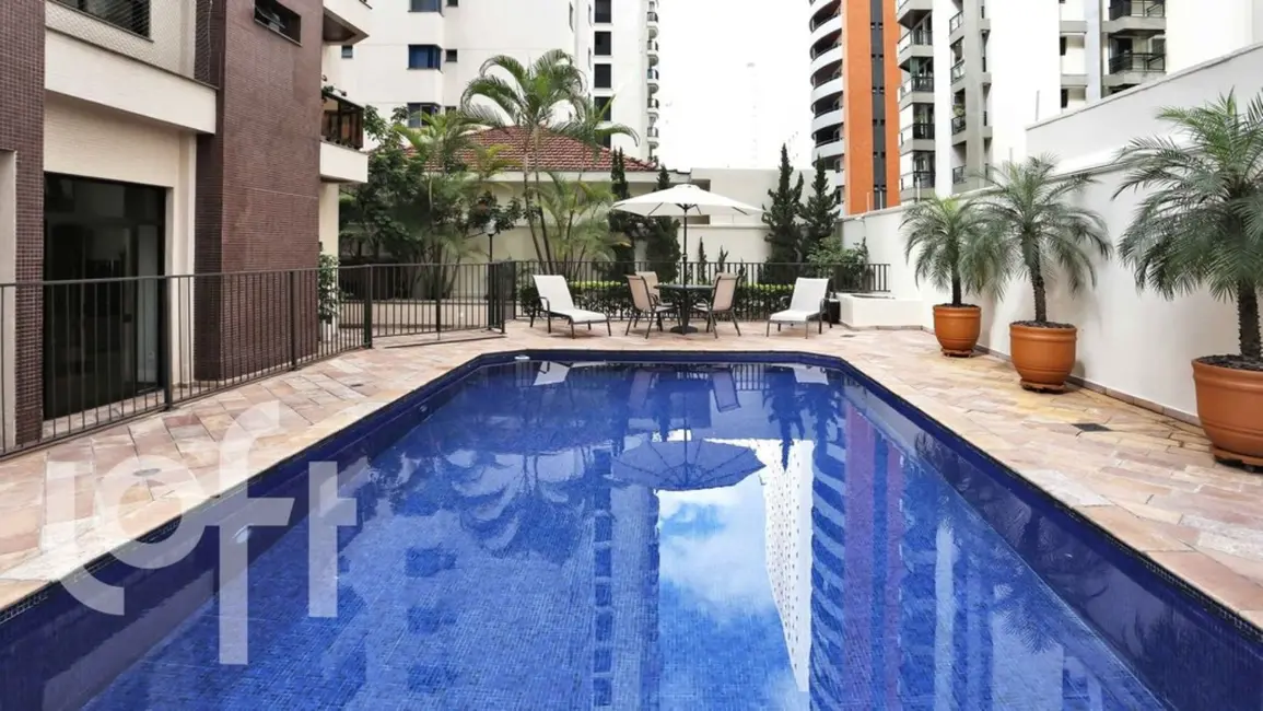Foto 2 de Apartamento com 3 quartos à venda, 156m2 em Moema, São Paulo - SP
