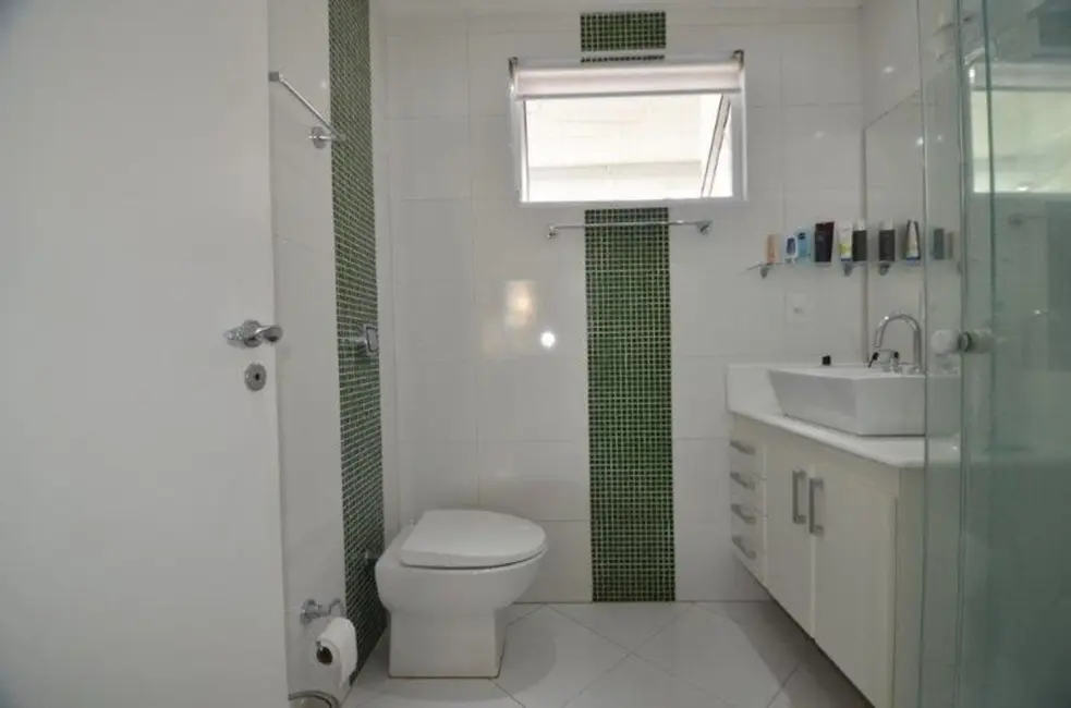 Foto 3 de Apartamento com 2 quartos à venda, 79m2 em Moema, São Paulo - SP