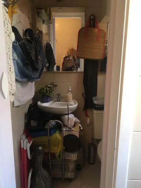 Apartamento com 3 quartos à venda, 77m2 em Aclimação, São Paulo - SP - imagem 3 Foto 3 de Apartamento com 3 quartos à venda, 77m2 em Aclimação, São Paulo - SP