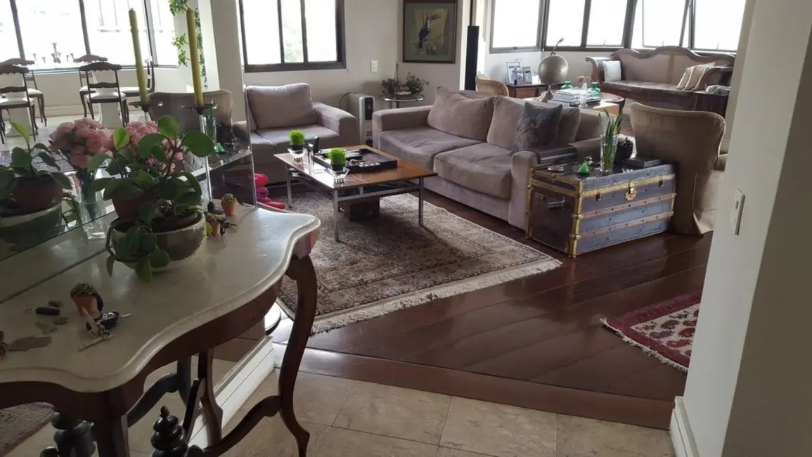 Apartamento com 4 quartos à venda, 420m2 em Vila Madalena, São Paulo - SP - imagem 5 Foto 5 de Apartamento com 4 quartos à venda, 420m2 em Vila Madalena, São Paulo - SP