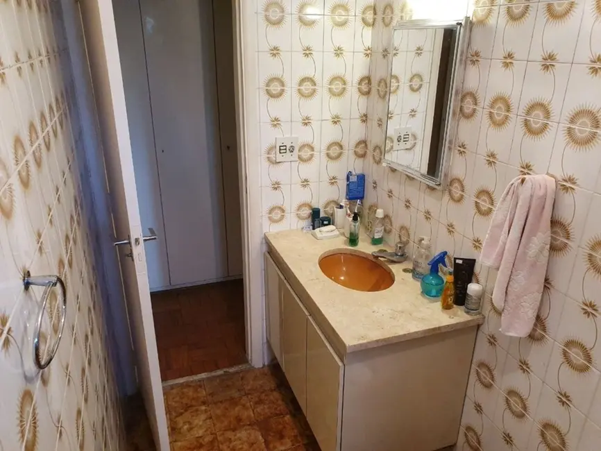 Apartamento com 3 quartos à venda, 129m2 em Moema, São Paulo - SP - imagem 4 Foto 4 de Apartamento com 3 quartos à venda, 129m2 em Moema, São Paulo - SP