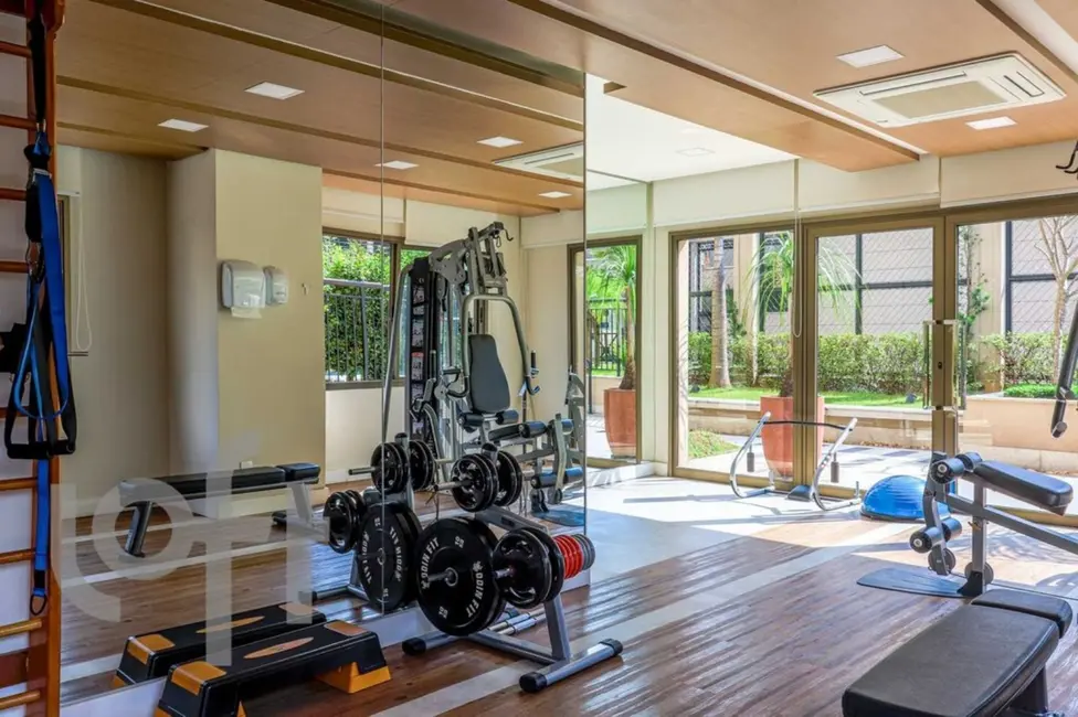 Apartamento com 3 quartos à venda, 149m2 em Aclimação, São Paulo - SP - imagem 5 Foto 5 de Apartamento com 3 quartos à venda, 149m2 em Aclimação, São Paulo - SP