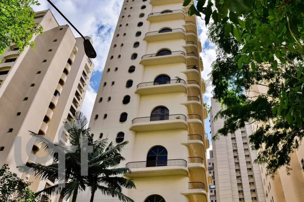 Apartamento com 3 quartos à venda, 169m2 em Moema, São Paulo - SP - imagem 7 Foto 7 de Apartamento com 3 quartos à venda, 169m2 em Moema, São Paulo - SP