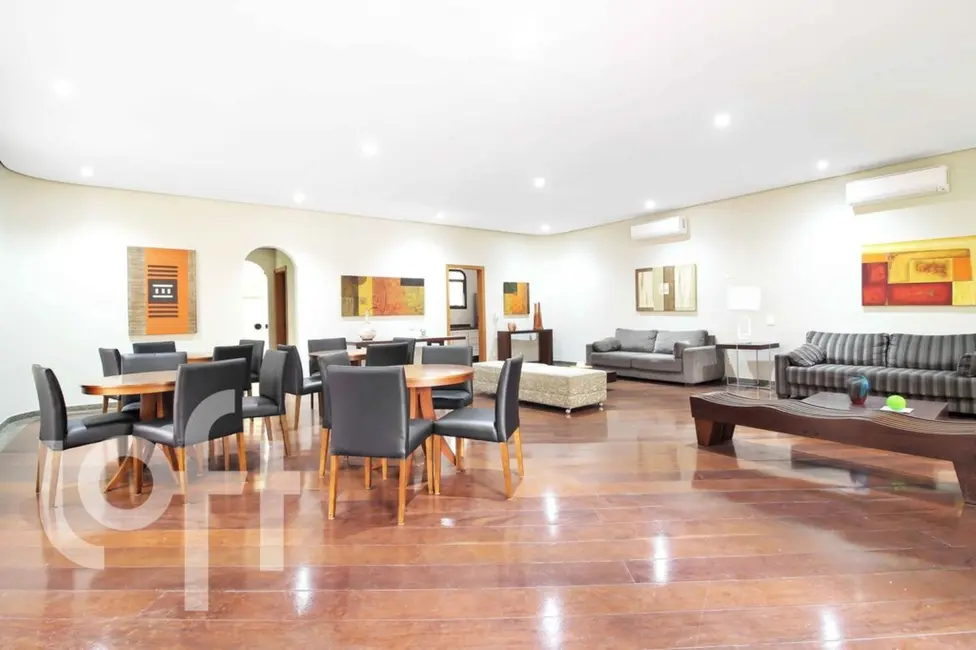 Apartamento com 4 quartos à venda, 211m2 em Moema, São Paulo - SP - imagem 9 Foto 9 de Apartamento com 4 quartos à venda, 211m2 em Moema, São Paulo - SP
