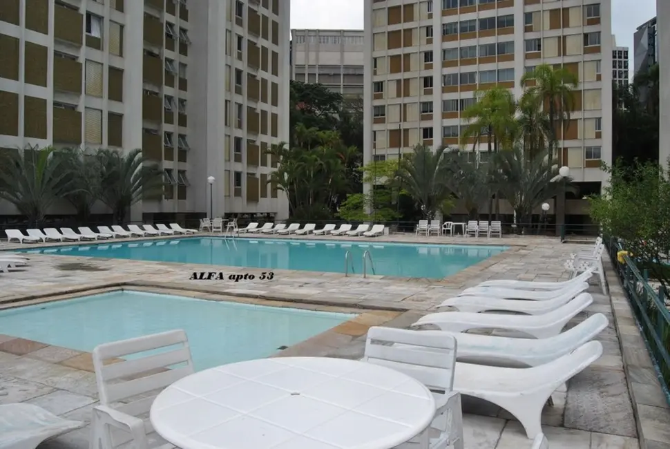 Foto 4 de Apartamento com 3 quartos à venda, 137m2 em Aclimação, São Paulo - SP