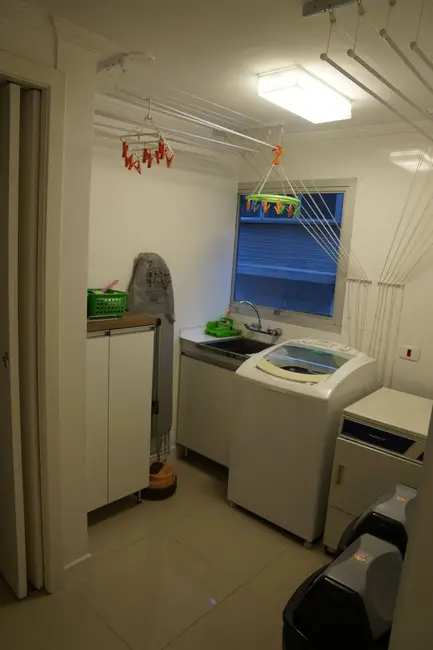 Foto 8 de Apartamento com 3 quartos à venda, 222m2 em Higienópolis, São Paulo - SP