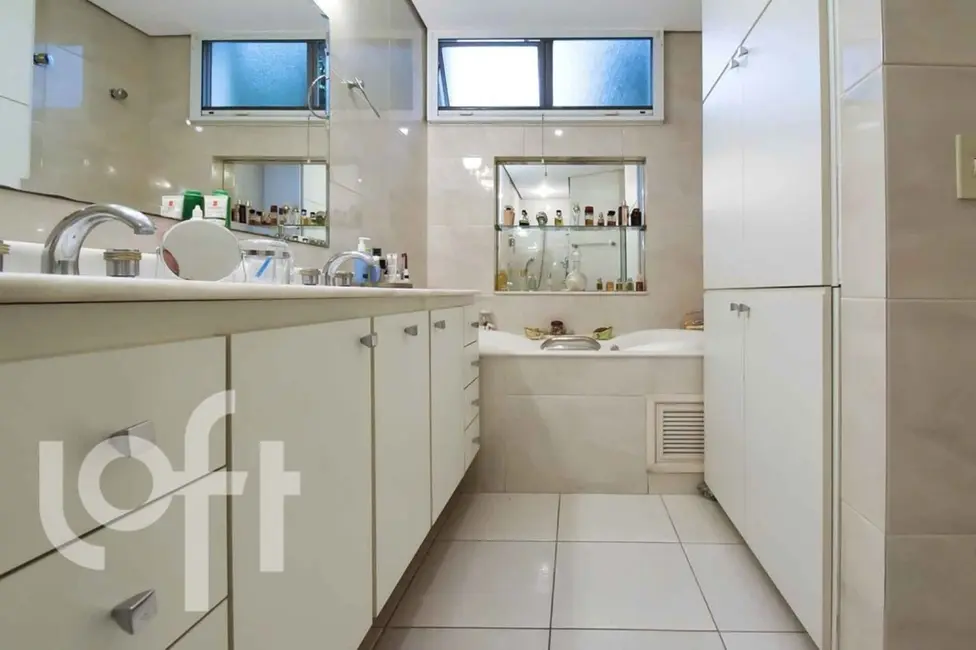 Foto 3 de Apartamento com 3 quartos à venda, 216m2 em Alto de Pinheiros, São Paulo - SP