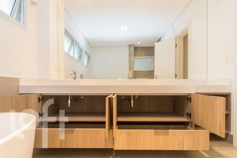Apartamento com 2 quartos à venda, 206m2 em Jardim América, São Paulo - SP - imagem 4 Foto 4 de Apartamento com 2 quartos à venda, 206m2 em Jardim América, São Paulo - SP