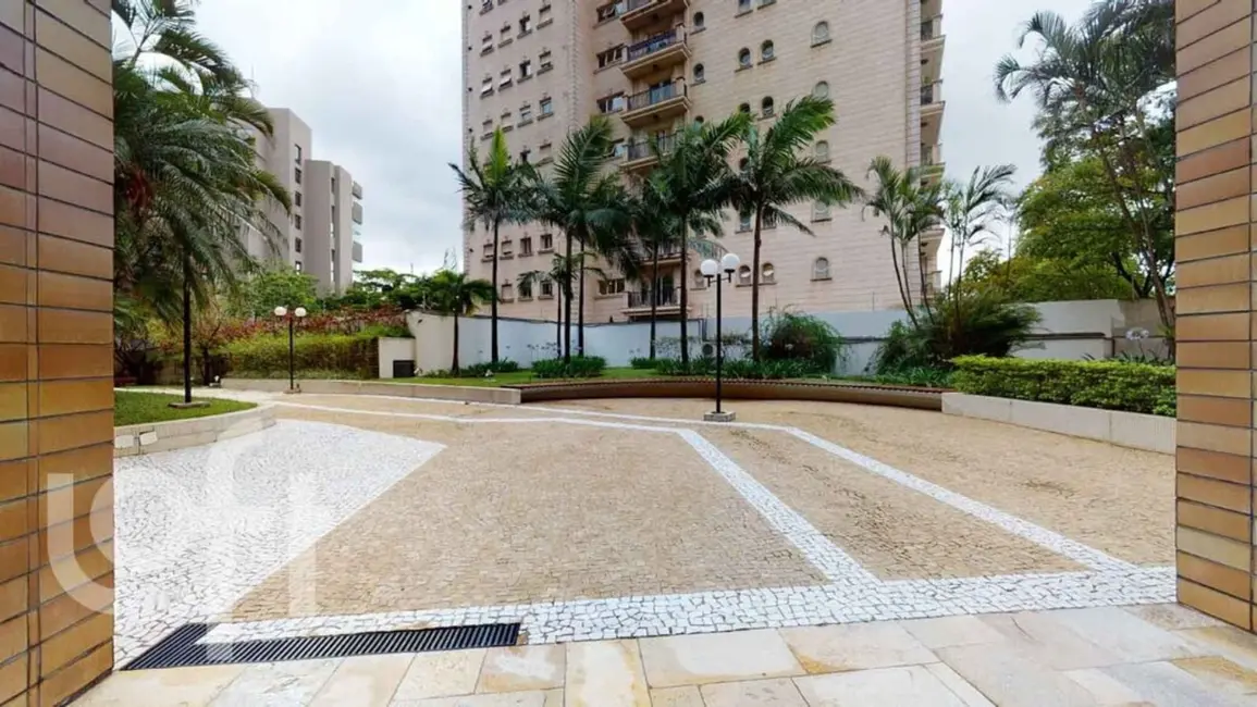 Foto 9 de Apartamento com 4 quartos à venda, 239m2 em Higienópolis, São Paulo - SP