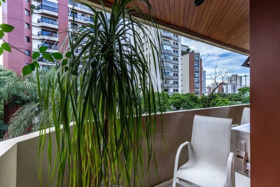 Foto 9 de Apartamento com 4 quartos à venda, 272m2 em Campo Belo, São Paulo - SP