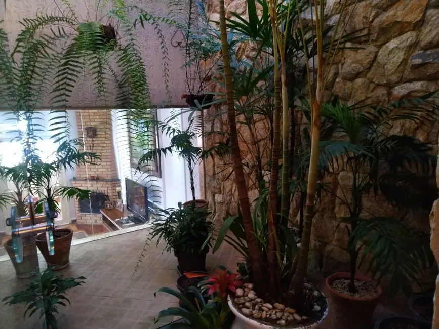 Foto 1 de Casa com 3 quartos à venda, 178m2 em Santa Luzia, Ribeirao Pires - SP