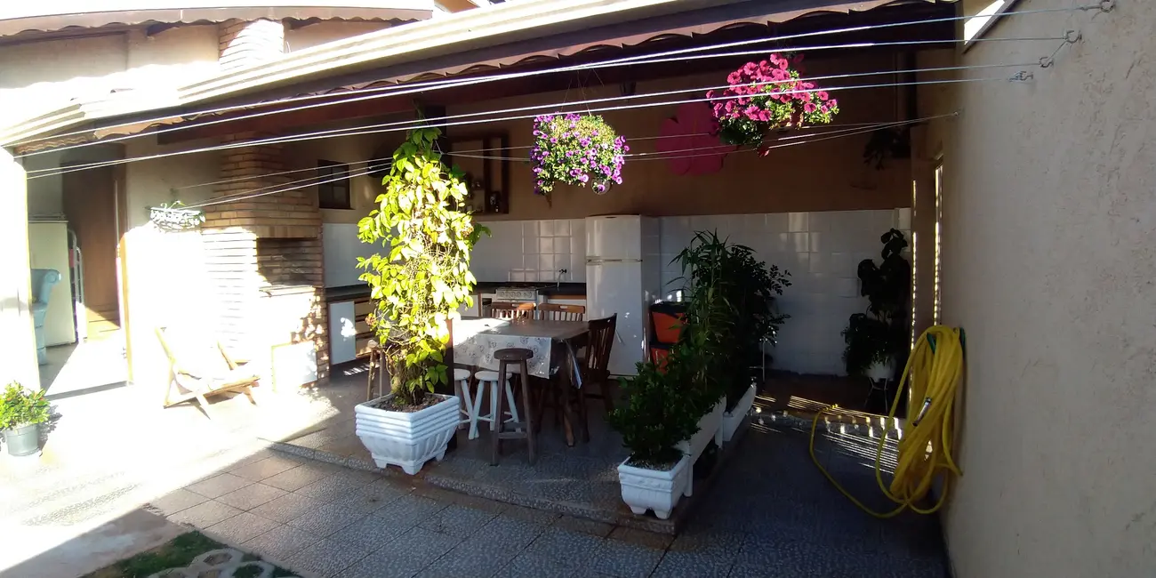 Foto 3 de Casa com 3 quartos à venda, 178m2 em Santa Luzia, Ribeirao Pires - SP