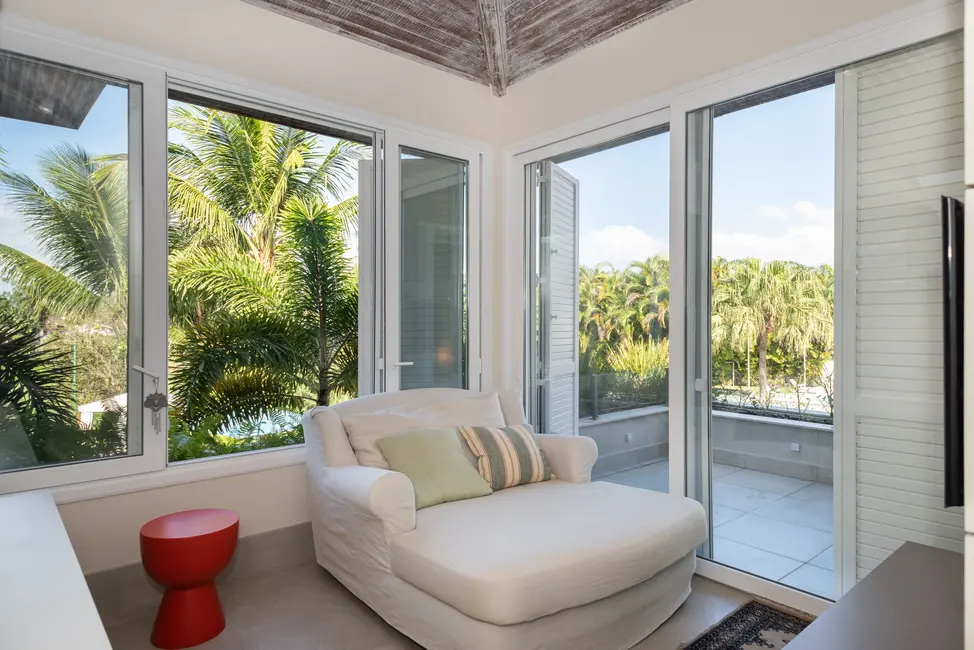 Foto 2 de Casa de Condomínio com 6 quartos à venda, 700m2 em Tabatinga, Caraguatatuba - SP