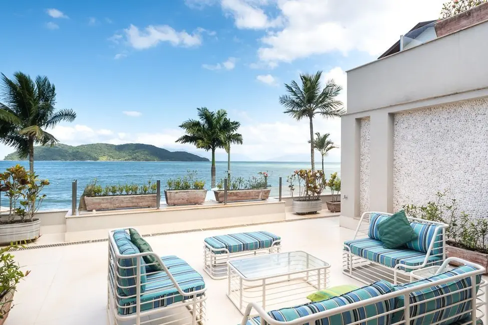 Foto 7 de Casa de Condomínio com 8 quartos à venda, 600m2 em Tabatinga, Caraguatatuba - SP