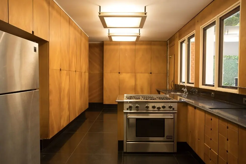 Foto 2 de Casa de Condomínio com 5 quartos à venda, 1300m2 em Chácara Flora, São Paulo - SP