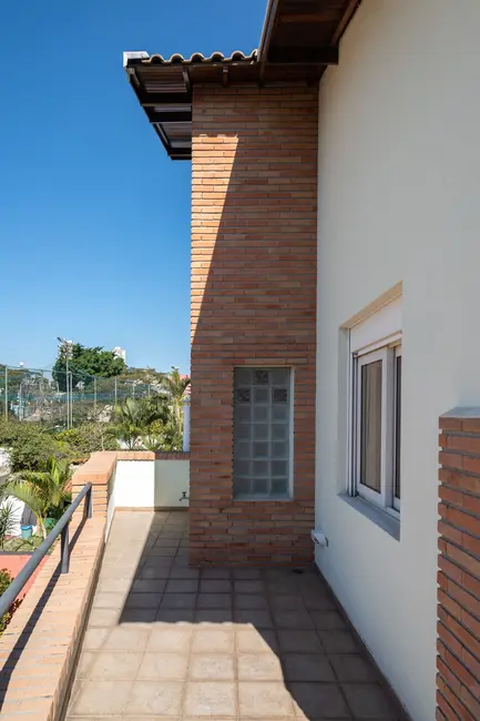 Casa com 3 quartos à venda, 259m2 em Vila Sônia, São Paulo - SP - imagem 3 Foto 3 de Casa com 3 quartos à venda, 259m2 em Vila Sônia, São Paulo - SP