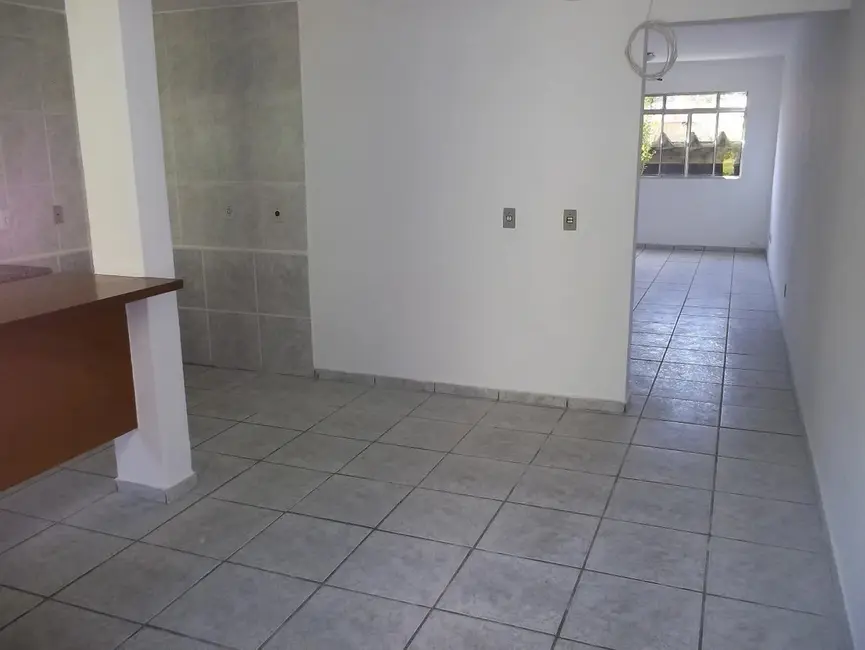 Foto 6 de Casa com 3 quartos para alugar, 150m2 em Centro Alto, Ribeirao Pires - SP