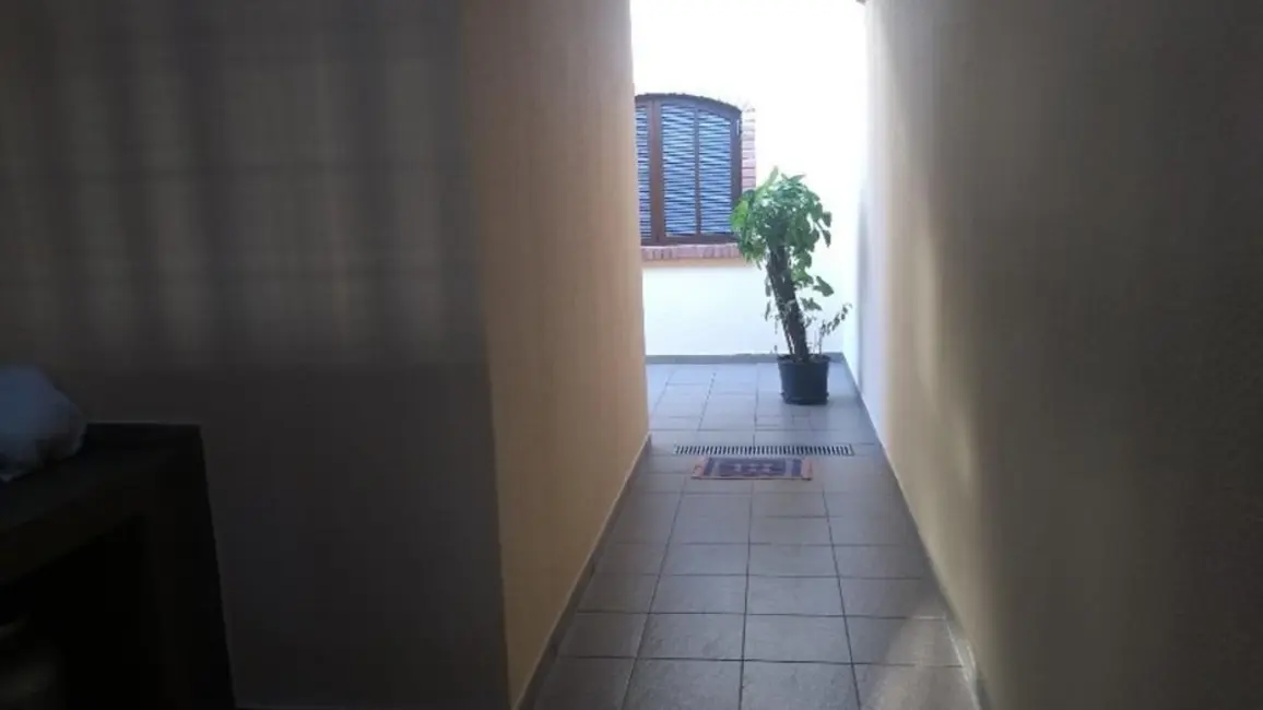 Foto 5 de Casa com 4 quartos à venda, 210m2 em Bocaina, Ribeirao Pires - SP