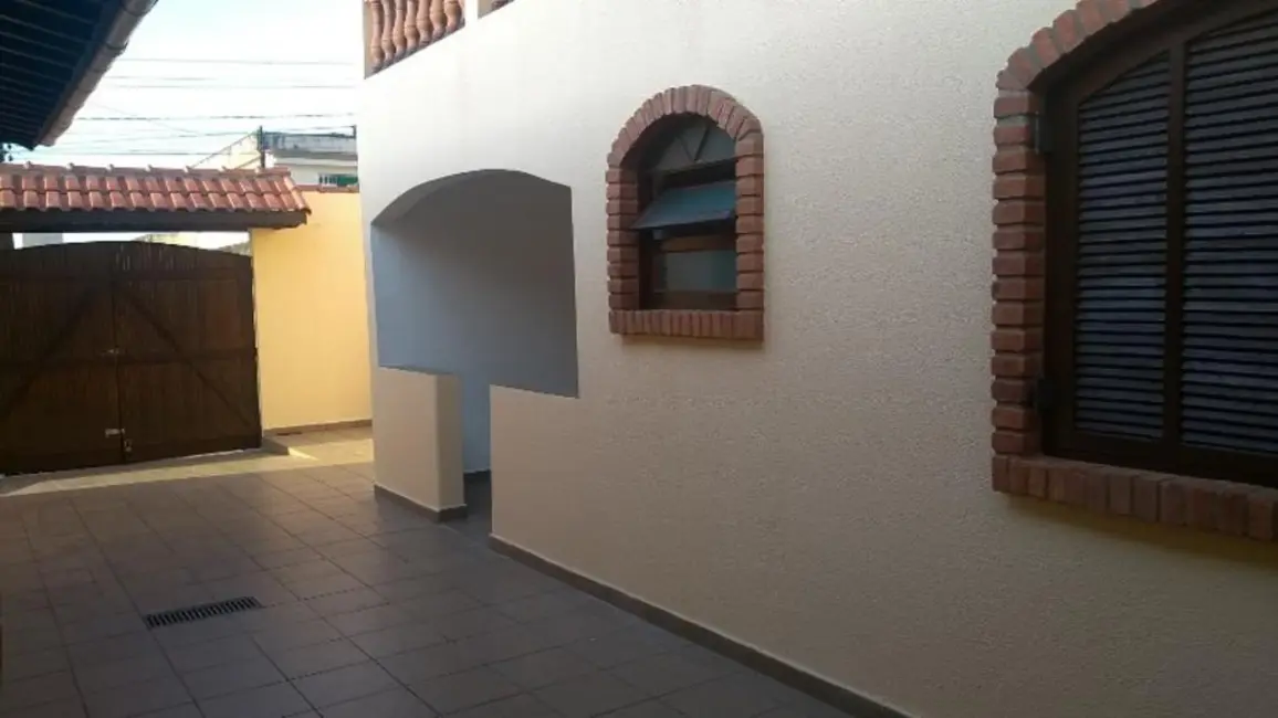 Foto 8 de Casa com 4 quartos à venda, 210m2 em Bocaina, Ribeirao Pires - SP