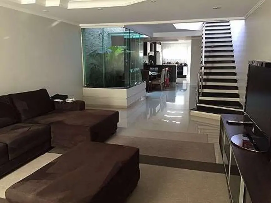 Foto 4 de Casa com 3 quartos à venda, 420m2 em Vila Nossa Senhora das Vitórias, Maua - SP