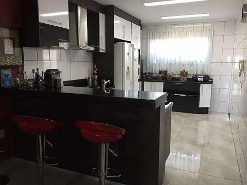 Foto 9 de Casa com 3 quartos à venda, 420m2 em Vila Nossa Senhora das Vitórias, Maua - SP