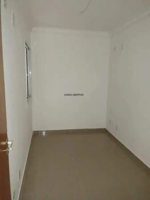 Apartamento com 2 quartos à venda, 58m2 em Parque São Vicente, Maua - SP - imagem 3 Foto 3 de Apartamento com 2 quartos à venda, 58m2 em Parque São Vicente, Maua - SP