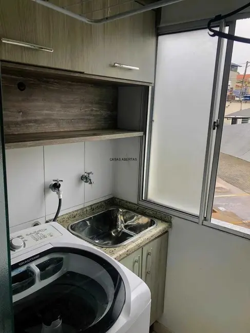 Foto 2 de Apartamento com 3 quartos à venda, 61m2 em Parque São Vicente, Maua - SP