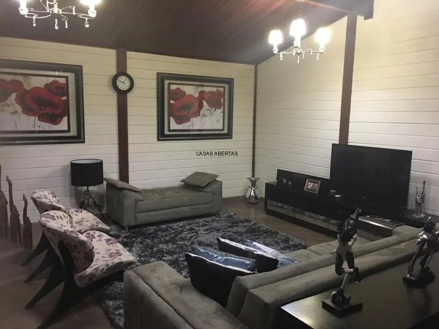 Casa de Condomínio com 3 quartos à venda e para alugar, 270m2 em Roncon, Ribeirao Pires - SP - imagem 8 Foto 8 de Casa de Condomínio com 3 quartos à venda e para alugar, 270m2 em Roncon, Ribeirao Pires - SP