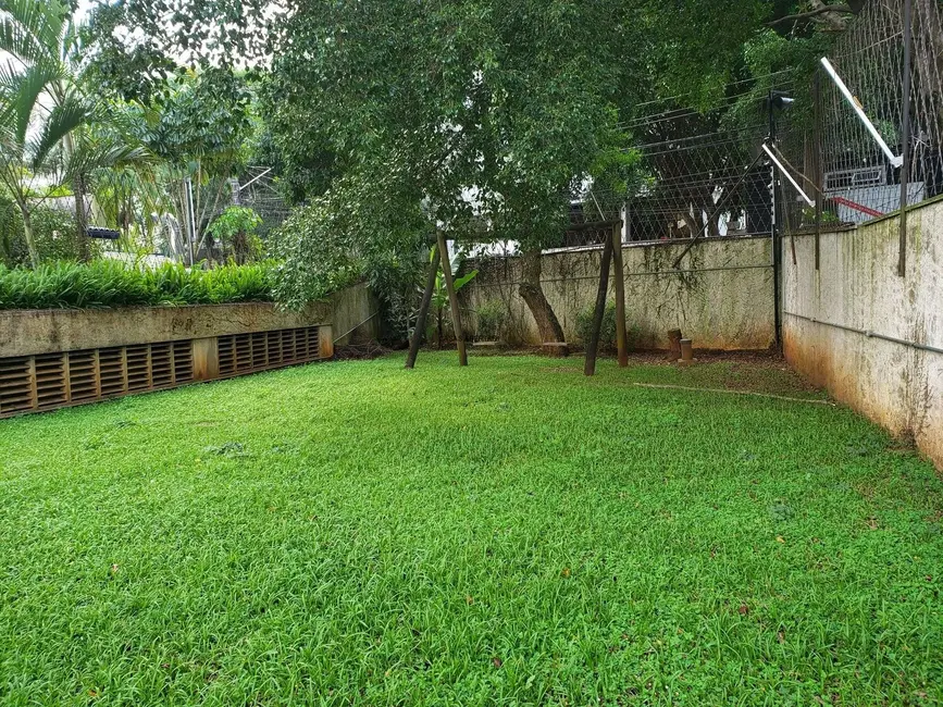 Apartamento com 3 quartos para alugar, 263m2 em Real Parque, São Paulo - SP - imagem 3 Foto 3 de Apartamento com 3 quartos para alugar, 263m2 em Real Parque, São Paulo - SP