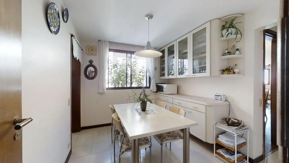 Apartamento com 3 quartos à venda, 180m2 em Aclimação, São Paulo - SP - imagem 6 Foto 6 de Apartamento com 3 quartos à venda, 180m2 em Aclimação, São Paulo - SP