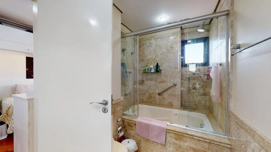 Foto 8 de Apartamento com 3 quartos à venda, 231m2 em São Paulo - SP