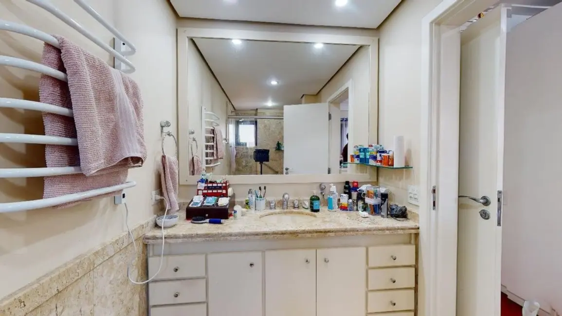 Foto 7 de Apartamento com 3 quartos à venda, 231m2 em São Paulo - SP