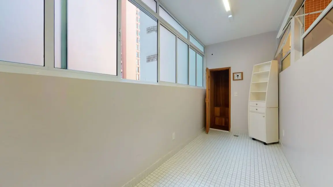 Apartamento com 3 quartos à venda, 176m2 em Bela Vista, São Paulo - SP - imagem 3 Foto 3 de Apartamento com 3 quartos à venda, 176m2 em Bela Vista, São Paulo - SP