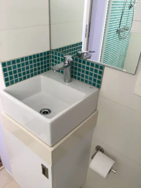 Apartamento com 2 quartos à venda, 61m2 em Aclimação, São Paulo - SP - imagem 3 Foto 3 de Apartamento com 2 quartos à venda, 61m2 em Aclimação, São Paulo - SP