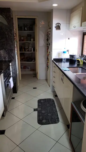 Foto 7 de Apartamento com 4 quartos à venda, 283m2 em Sumaré, São Paulo - SP