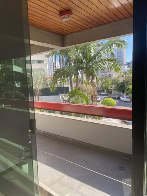 Apartamento com 4 quartos à venda, 187m2 em Aclimação, São Paulo - SP - imagem 5 Foto 5 de Apartamento com 4 quartos à venda, 187m2 em Aclimação, São Paulo - SP