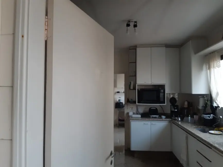 Apartamento com 3 quartos à venda, 175m2 em Tatuapé, São Paulo - SP - imagem 4 Foto 4 de Apartamento com 3 quartos à venda, 175m2 em Tatuapé, São Paulo - SP