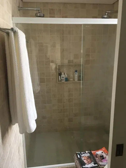 Apartamento com 4 quartos à venda, 240m2 em Moema, São Paulo - SP - imagem 4 Foto 4 de Apartamento com 4 quartos à venda, 240m2 em Moema, São Paulo - SP