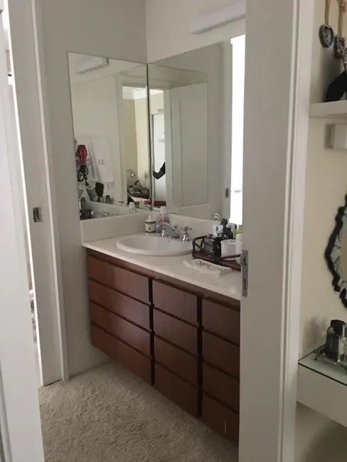 Apartamento com 4 quartos à venda, 240m2 em Moema, São Paulo - SP - imagem 5 Foto 5 de Apartamento com 4 quartos à venda, 240m2 em Moema, São Paulo - SP