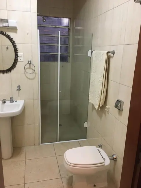 Apartamento com 3 quartos à venda, 110m2 em Aclimação, São Paulo - SP - imagem 4 Foto 4 de Apartamento com 3 quartos à venda, 110m2 em Aclimação, São Paulo - SP