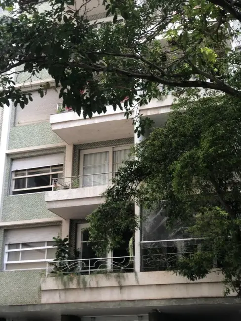 Apartamento com 3 quartos à venda, 110m2 em Aclimação, São Paulo - SP - imagem 2 Foto 2 de Apartamento com 3 quartos à venda, 110m2 em Aclimação, São Paulo - SP