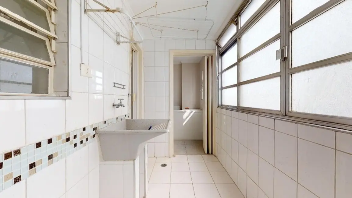 Apartamento com 3 quartos à venda, 130m2 em Moema, São Paulo - SP - imagem 7 Foto 7 de Apartamento com 3 quartos à venda, 130m2 em Moema, São Paulo - SP