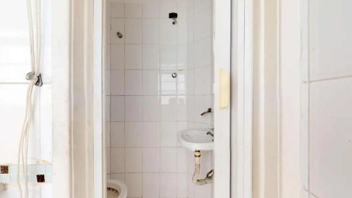 Apartamento com 3 quartos à venda, 130m2 em Moema, São Paulo - SP - imagem 4 Foto 4 de Apartamento com 3 quartos à venda, 130m2 em Moema, São Paulo - SP