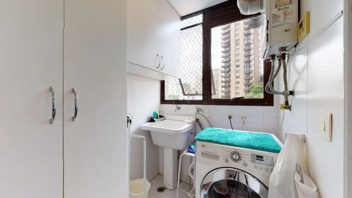 Foto 8 de Apartamento com 2 quartos à venda, 114m2 em Moema, São Paulo - SP