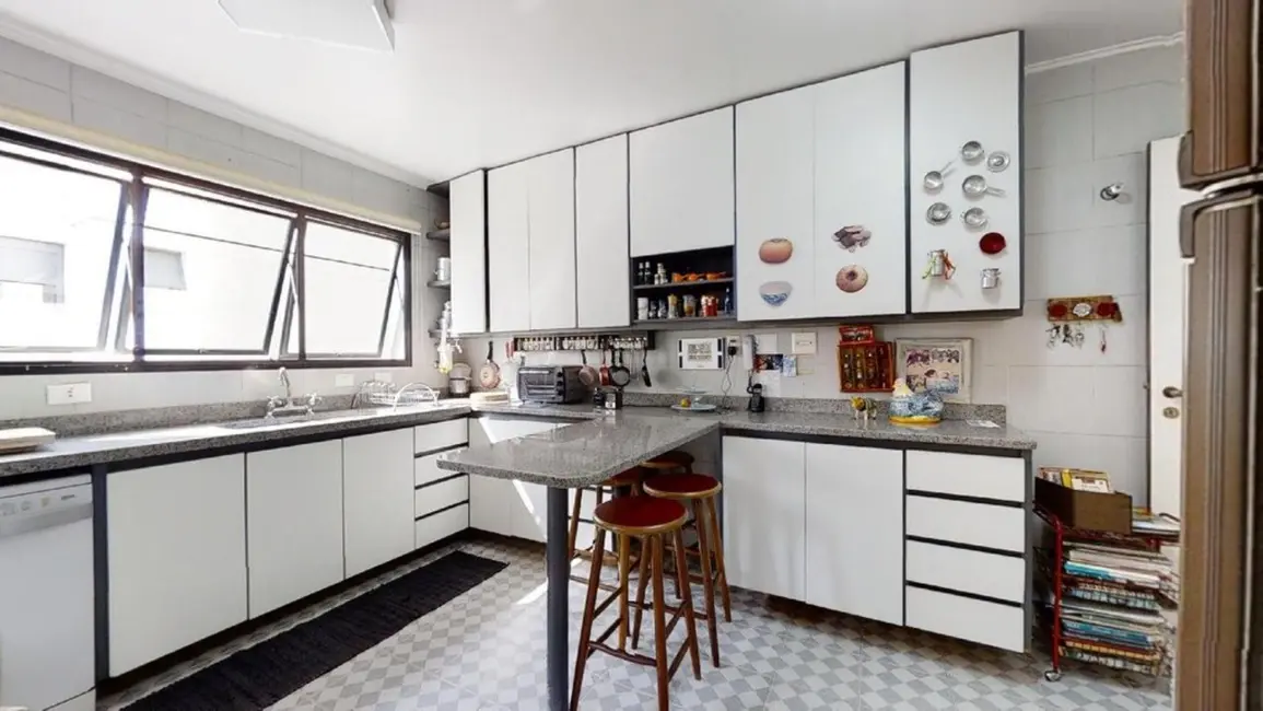 Apartamento com 3 quartos à venda, 187m2 em Vila Madalena, São Paulo - SP - imagem 8 Foto 8 de Apartamento com 3 quartos à venda, 187m2 em Vila Madalena, São Paulo - SP