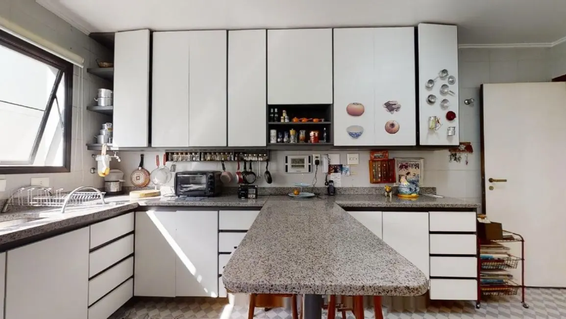 Apartamento com 3 quartos à venda, 187m2 em Vila Madalena, São Paulo - SP - imagem 9 Foto 9 de Apartamento com 3 quartos à venda, 187m2 em Vila Madalena, São Paulo - SP